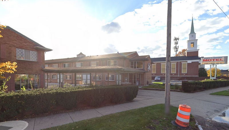 Coach and Lantern Motor Inn - 2023 Street View (newer photo)